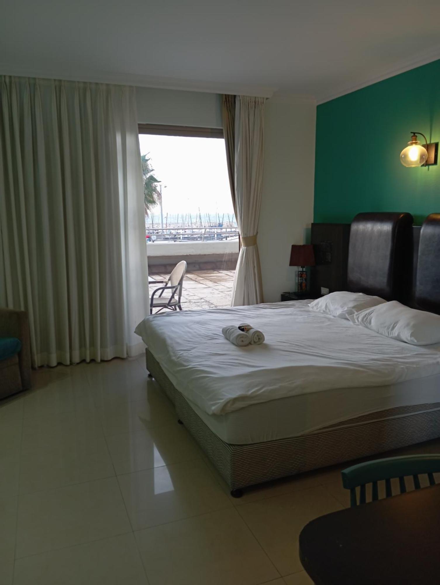 Marina Beach Hotel Tel Aviv Exterior foto