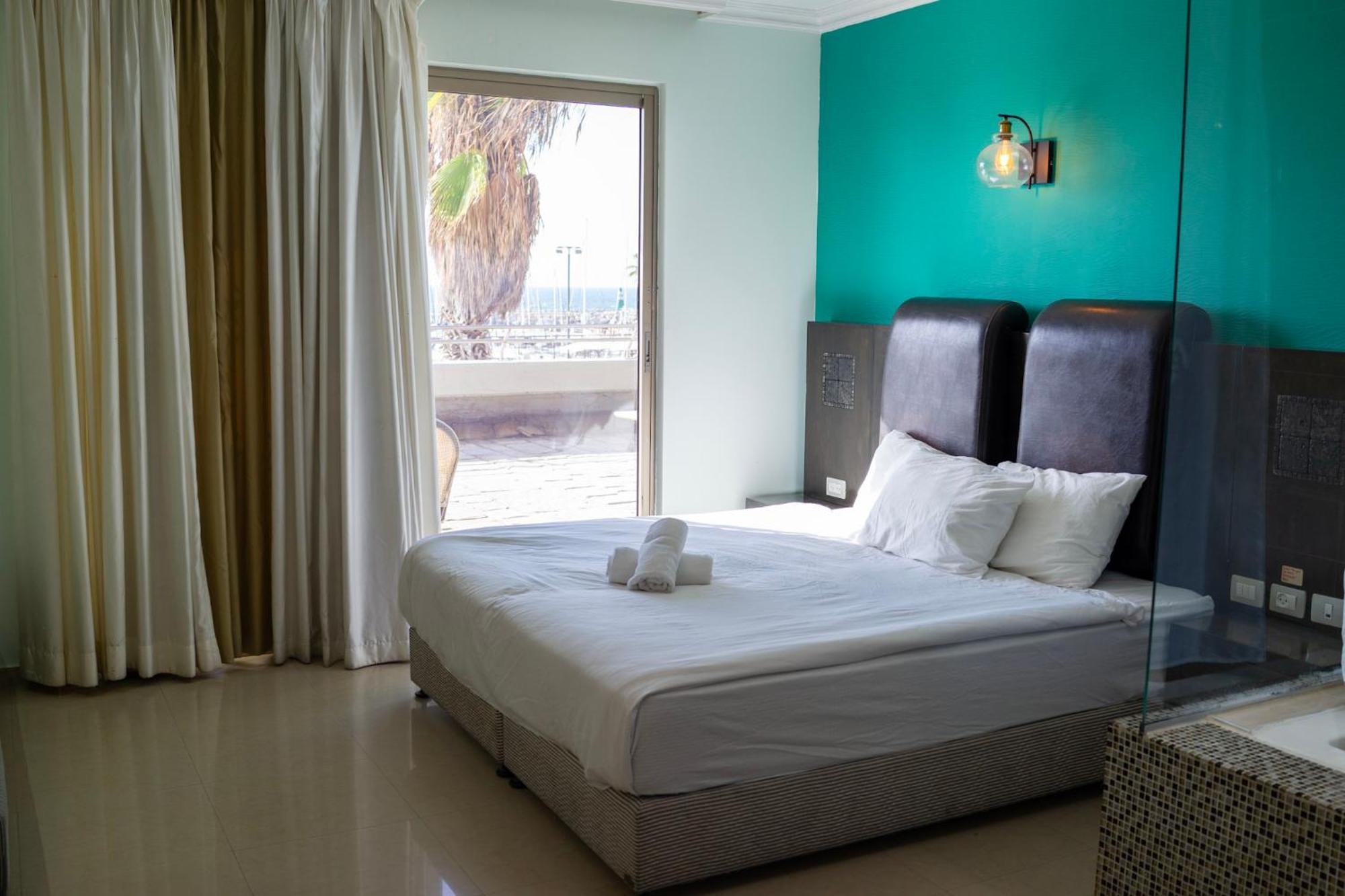 Marina Beach Hotel Tel Aviv Exterior foto